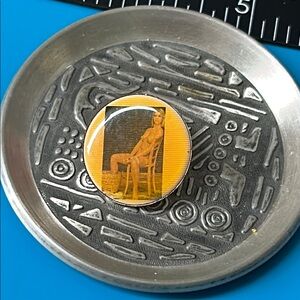 🖤Vintage 1960s lapel pin